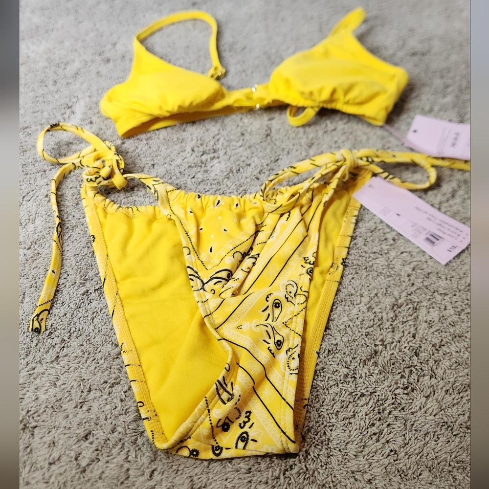 Women's Yellow Bikini Top & Bottom XS (0-2) Shade & Shore
